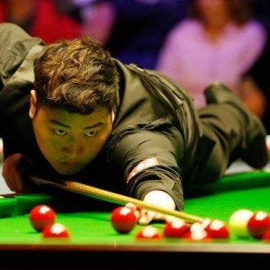 九游彩票官网-冠军联赛颜丙涛强势挺进胜者组 丁俊晖继续征战